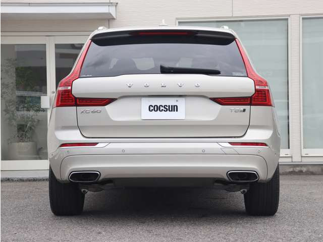 ���s�^�G���W���ɂ̓{���{�̔F�؂��擾����MOTUL�̍����I�C��SPECIFIC RBS0-2AE(0W-20)���g�p���܂��B