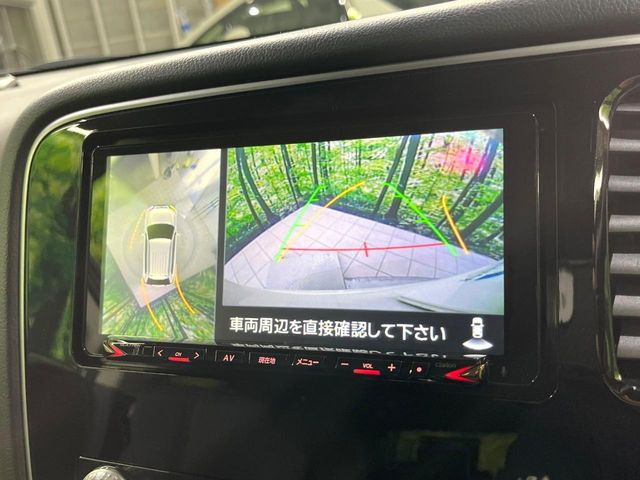 �y�}���`�A���E���h���j�^�[�z��p�̃J�����ɂ��A�ォ�猩���낵���悤�Ȏ��_��360�x�N���}�̎��͂��m�F���邱�Ƃ��ł��܂������p�������m�F���₷���A�����ꏊ�ł̐؂�Ԃ��⒓�Ԃ��X���[�Y�ɍs���܂��B