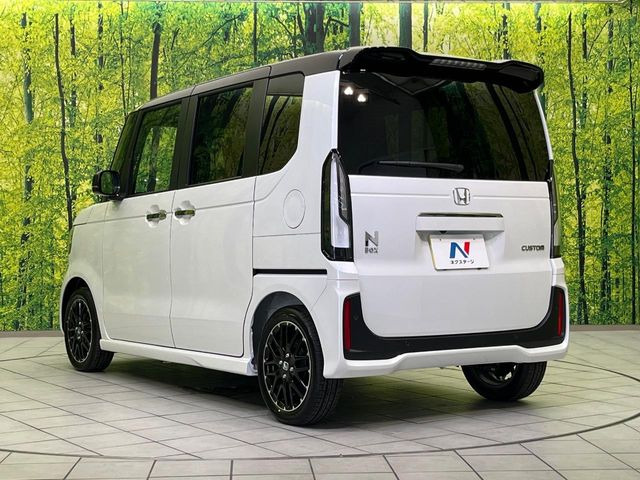 ☆全国のネクステージからお取り寄せが可能※!遠方の店舗に展示してあるクルマが気になる場合も、最寄りの店舗でご覧いただくことが可能です!是非私たちに要望をお聞かせください!※別途費用