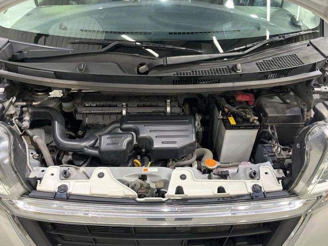 安心の最長10年・走行無制限保証(有償)をご用意。保証内容も充実はもちろん、無料点検&オイル交換や、年中無休の全国・24時間ロードサービスも付帯されておりますのでご安心下さい。