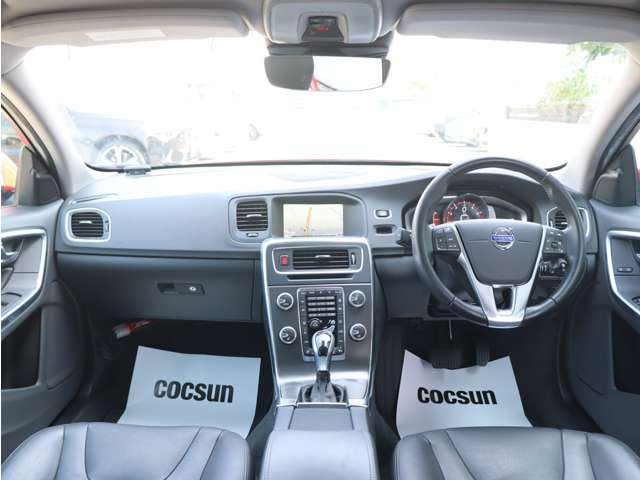 【エンジン・ミッション・ブレーキ機構を2年間無料で保証】コクスンの販売するボルボ中古車は全車に無料で2年間の保証(基本保証)が付帯されます。