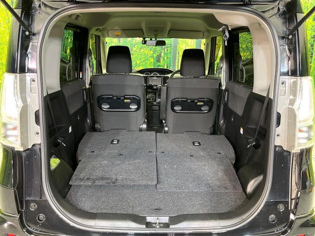 ���i�̂���������ʋ΁A���}���ɏ\���ȉ׎��X�y�[�X���m�ۂ��Ă���܂��B�Z�J���h�V�[�g��|���ƁA�傫�ȉו��̐ύڂ��\�ł���