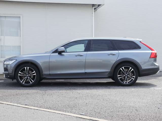 【ご納車後1ヶ月の初期不良対応】納車前整備後にも、不測の事態による初期不良が起きてしまう事があります。当社では全てのお車に対して、初期不良対応期間を1ヶ月設けていますので安心です。