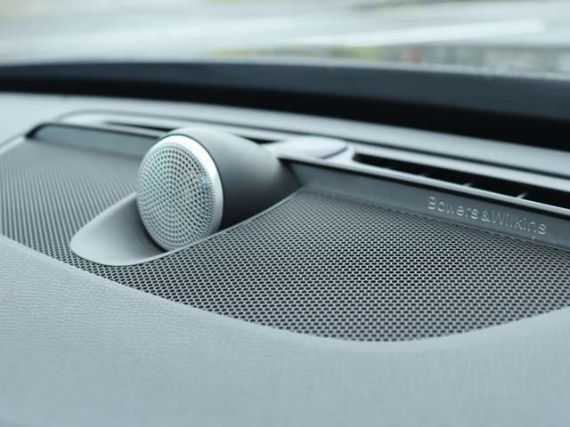 �yLAGOM with VOLVO �{���{�̂���A���傤�ǂ�����炵�B�z�������R�N�X���́A����ȃ{���{���C�t�𖖉i���T�|�[�g���Ă����܂��B