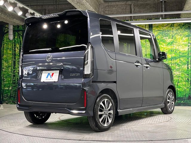 ホンダ★N-BOXカスタム★後期★車検【令和9年7月15日】スチールベルト音あり ホンダ☆N-BOXカスタム☆後期☆車検【令和9年7月15日】スチールベルト
