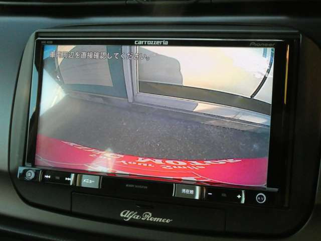 �o�b�N�J����&�R�[�i�[�Z���T�[����������Ă���̂Œ��Ԃ����ȕ������S�ł���