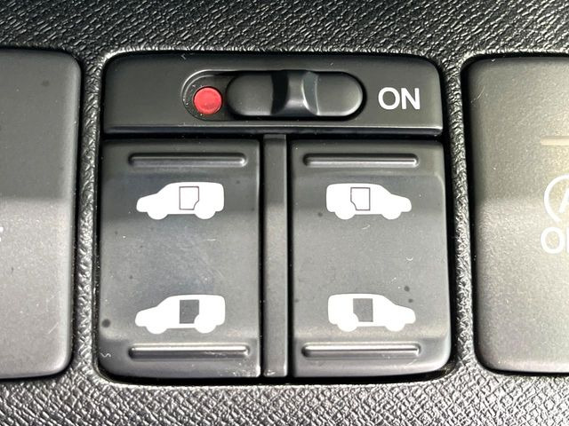 �y�����p���[�X���C�h�h�A�z�X�}�[�g�L�[��^�]�Ȃ̃X�C�b�`�Ō�ȗ����X���C�h�h�A�̊J���\���d��������͂����ăh�A���J����K�v�������A�����Ȃ��q�l�ł��ȒP�ɊJ���߂ł����K�ł���