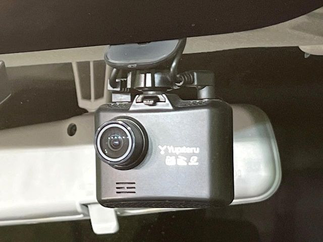 �y�h���C�u���R�[�_�[�z���S�E���S�ȃJ�[���C�t�ɕK�{�̃h���C�u���R�[�_�[�𑕔�!���s���͂������A������^�]�⎖�̂ɑ��������ۂ̏󋵂��f���ŋL�^���A����̃��X�N�ɔ����܂��B