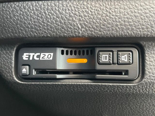 【ETC】高速道路の料金所をストレスなく通過!話題のスポットやサービスエリアに多い「スマートIC」利用時は必須のアイテムです。当店でセットアップを実施、ご納車当日からすぐにご利用いただけます!