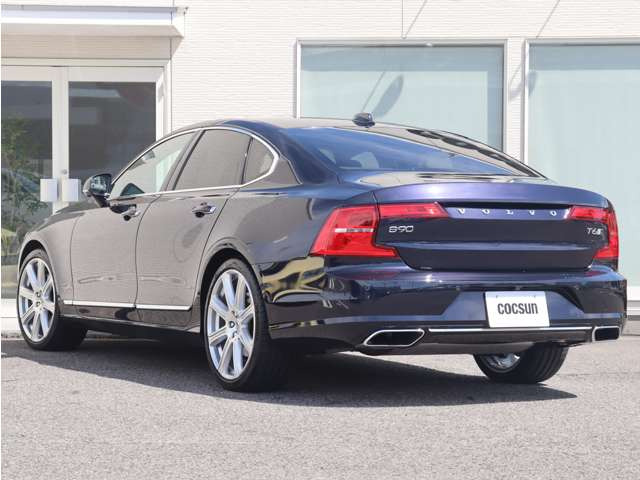 �V�i�����o�b�e���[�̓h�C�c��VARTA(�o���^)���g�p���܂��B���B�Ԃ̏����i�ɍ̗p����鍂�i���o�b�e���[�ł��B