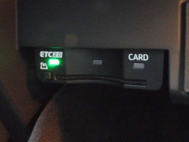 今では当たり前のETC♪最新2.0搭載☆高速道路も楽々通過!!