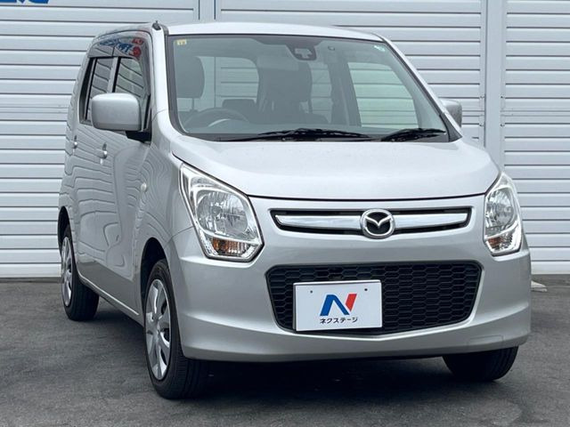 大好評のボディコーティング「弾スプラッシュコート」もご納車までに施工可能。通常のガラスコートと異なる、耐久年数6年の無機質ガラスコーティングが、ボディをキレイな状態に保ってくれます。