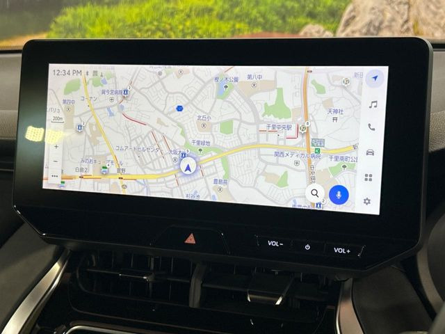【12.3インチディスプレイオーディオ】スマートフォンと連携が可能な大画面ディスプレイオーディオです。スマートフォンのナビ機能を使用したり、Bluetooth接続で音楽もお楽しみいただけます!
