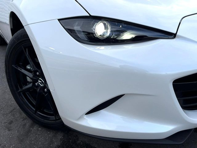 �yLED�w�b�h���C�g�z���V����ԑ��s�����ǍD�Ȏ��E���m�ۂ����S���ĉ^�]�ł��鍂�P�xLED�w�b�h���C�g�𑕔�!�_�����x�������A����d�͂��}�����Ă��܂��B