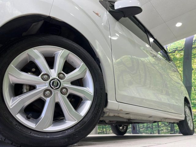 �y����14�C���`�A���~�z�C�[���z�O�ςɃ}�b�`���������A���~�z�C�[���𑕒����Ă���܂��B�e��ЊO�A���~�z�C�[����A�X�^�b�h���X�^�C�����戵�����Ă���܂��B���񂲑��k����������