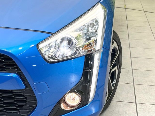 ヘッドライトやテールランプ&アルミホイール等の各種コーティングもオススメしております。レンズ部分の黄ばみや汚れを抑え、きれいな状態をメンテナンスレスで保てます♪