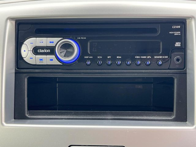 お好きな音楽を車内でお楽しみいただけます♪スピーカー交換・ウーハー追加などの音質向上や、最新ナビ・後席モニター等の取り付けも是非ご相談ください!