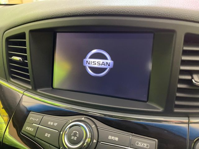 �y�����i�r�z�l�C�̏����i�r�𑕔����Ă���܂��B�i�r�̎g���₷���͂������A�I�[�f�B�I�@�\���[��!�L�����v�◷�s�͂������A�ʋ΂┃�����ȂǕ��i�̃h���C�u���y�����Ȃ�͂���