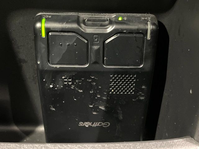 【ドライブレコーダー】安心・安全なカーライフに必須のドライブレコーダーを装備!走行中はもちろん、あおり運転や事故に遭遇した際の状況も映像で記録し、万一のリスクに備えます。