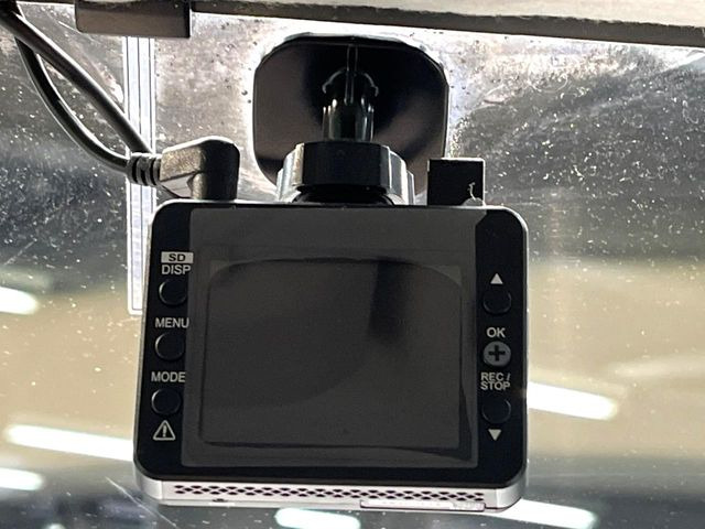 �y�h���C�u���R�[�_�[�z���S�E���S�ȃJ�[���C�t�ɕK�{�̃h���C�u���R�[�_�[�𑕔�!���s���͂������A������^�]�⎖�̂ɑ��������ۂ̏󋵂��f���ŋL�^���A����̃��X�N�ɔ����܂��B