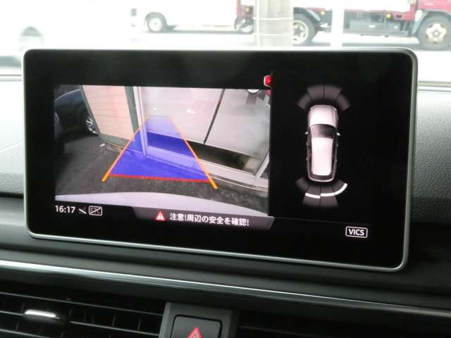 バックカメラ&コーナーセンサーも装備されているので駐車が苦手な方も安心です♪