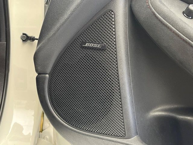 �yBOSE�T�E���h�V�X�e���z���x�ȃ`���[�j���O�\�͂����ڂ���Ă���A�������ȉ��y�����y���݂��������܂���