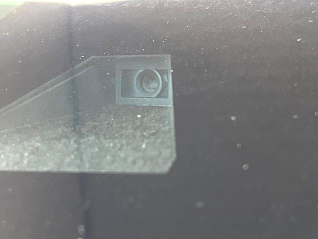 �y�v���N���b�V���Z�[�t�e�B�z�O���̎ԗ��������m���A�Փ˂������Ȏ��͌x��Œ��ӂ𑣂��A�u���[�L�𓥂ޗ͂��T�|�[�g�B�u���[�L�𓥂߂Ȃ������ꍇ�͏Փ˔�Q�y���u���[�L���쓮�A�Փˉ�����T�|�[�g���܂��B