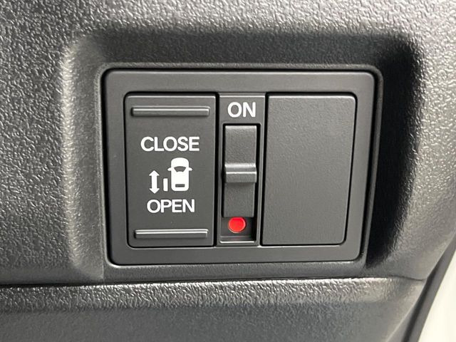 N-BOXカスタムターボ コーディネートスタイル モノトーン