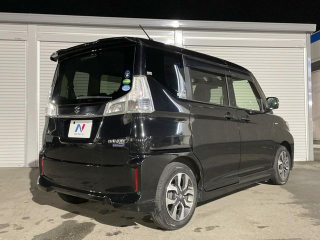 ☆全国のネクステージからお取り寄せが可能※!遠方の店舗に展示してあるクルマが気になる場合も、最寄りの店舗でご覧いただくことが可能です!是非私たちに要望をお聞かせください!※別途費用