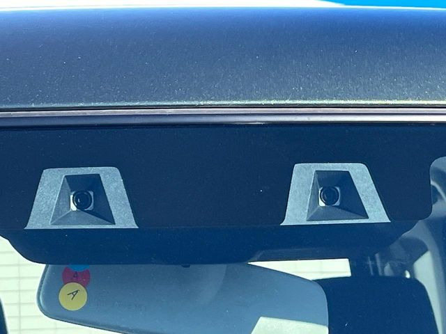 �y�X�Y�L �Z�[�t�e�B�T�|�[�g�z���s���ɑO���̎ԗ�����F�����A�Փ˂������Ȏ��͌x��ƃu���[�L�ŏՓˉ���Ɣ�Q�y�����A�V�X�g�B�����S�Ƀh���C�u�����y���݂��������܂��B