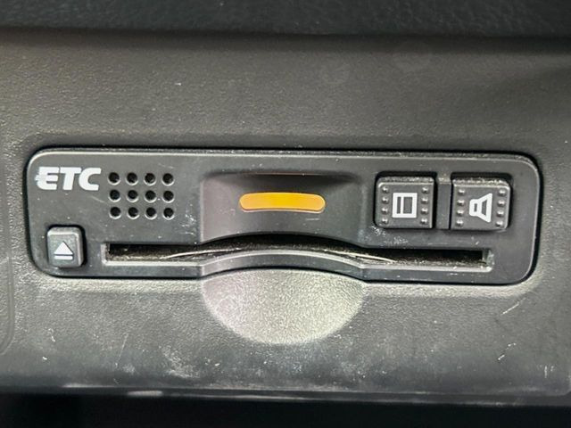 【ETC】高速道路の料金所をストレスなく通過!話題のスポットやサービスエリアに多い「スマートIC」利用時は必須のアイテムです。当店でセットアップを実施、ご納車当日からすぐにご利用いただけます!