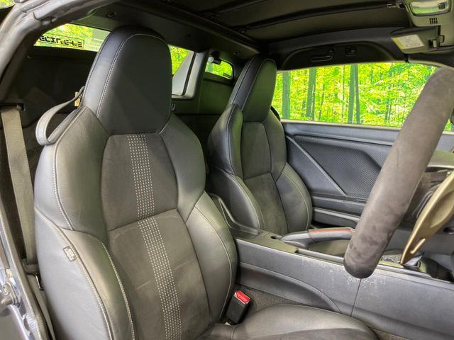 �y�n�[�t���U�[�V�[�g�z�������ƍ���S�n�𗼗������l�C�̃V�[�g���w�ʁE���ʂ̓X�G�[�h���ƂȂ��Ă���A���G��⊊��ɂ����ɗD��Ă��܂��B�C���╞���ɍ��E���ꂸ���K�ɂ���肢�������܂��B