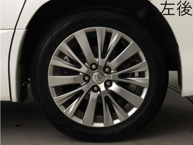 お客様のお好みの新品18インチ、19インチ、20インチホイール装着可能!ダウンサスなどローダウンも取付可能です!ヴァルドやワークなどのメーカー品も取り寄せ可能です!