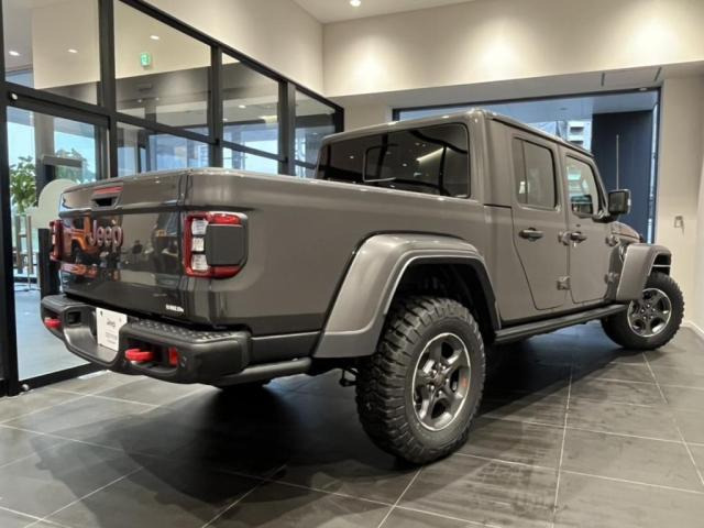 グラディエーター3.6 ルビコン 4WD