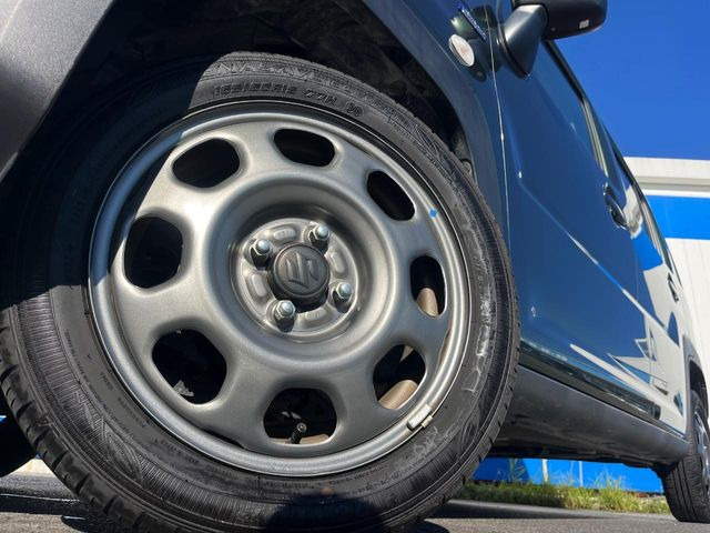 �y�����A���~�z�C�[���z�O�ςɃ}�b�`���������A���~�z�C�[���𑕒����Ă���܂��B�e��ЊO�A���~�z�C�[����A�X�^�b�h���X�^�C�����戵�����Ă���܂��B���񂲑��k����������