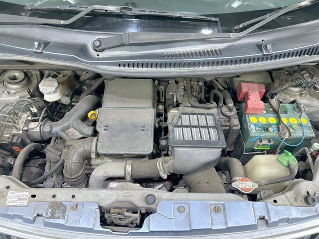 親切・丁寧な専門メカニックスタッフが応対!・車検・点検整備・事故等の修理などアフターサービスも安心。お車のカスタマイズもネクステージのサービススタッフまでご相談ください!