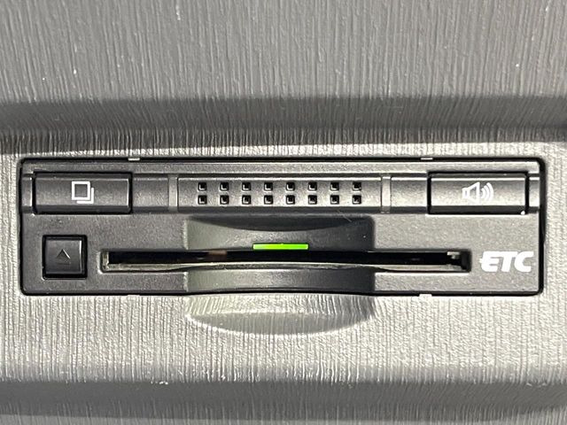 【ETC】高速道路の料金所をストレスなく通過!話題のスポットやサービスエリアに多い「スマートIC」利用時は必須のアイテムです。当店でセットアップを実施、ご納車当日からすぐにご利用いただけます!