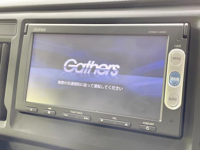 �y�����i�r�z�l�C�̏����i�r�𑕔����Ă���܂��B�i�r�̎g���₷���͂������A�I�[�f�B�I�@�\���[��!�L�����v�◷�s�͂������A�ʋ΂┃�����ȂǕ��i�̃h���C�u���y�����Ȃ�͂���