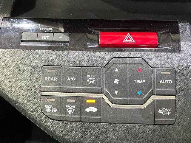 �y�I�[�g�G�A�R���z��x���D�݂̉��x�ɐݒ肷��΁A�ԓ��̉��x�����m�����ʂ≷�x�������Œ����B����&hellip;����&hellip;�Ɖ��x���X�C�b�`���������K�v�͂���܂���B���K�Ȏԓ���Ԃɂ͕K�{�̋@�\�ł��ˁ�