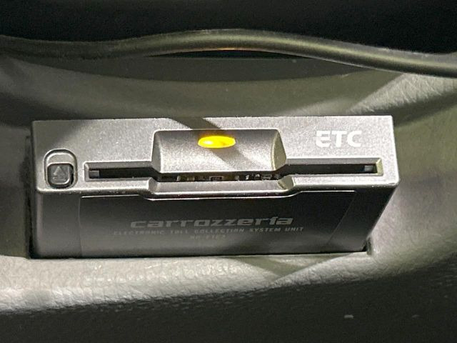 【ETC】高速道路の料金所をストレスなく通過!話題のスポットやサービスエリアに多い「スマートIC」利用時は必須のアイテムです。当店でセットアップを実施、ご納車当日からすぐにご利用いただけます!