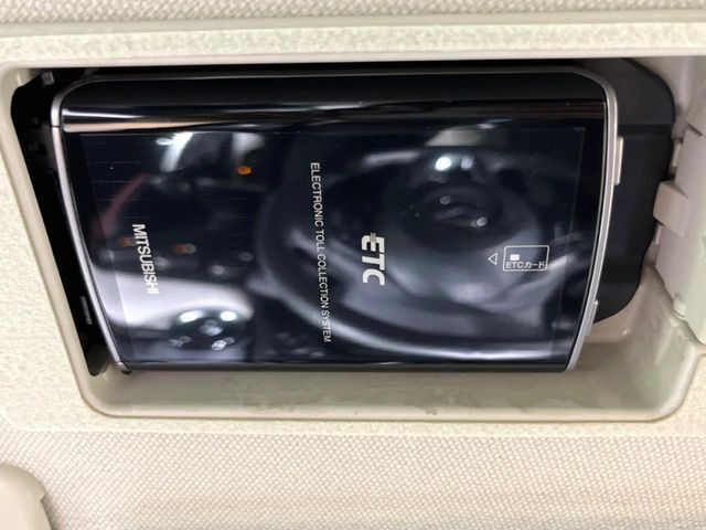 【ETC】高速道路の料金所をストレスなく通過!話題のスポットやサービスエリアに多い「スマートIC」利用時は必須のアイテムです。当店でセットアップを実施、ご納車当日からすぐにご利用いただけます!