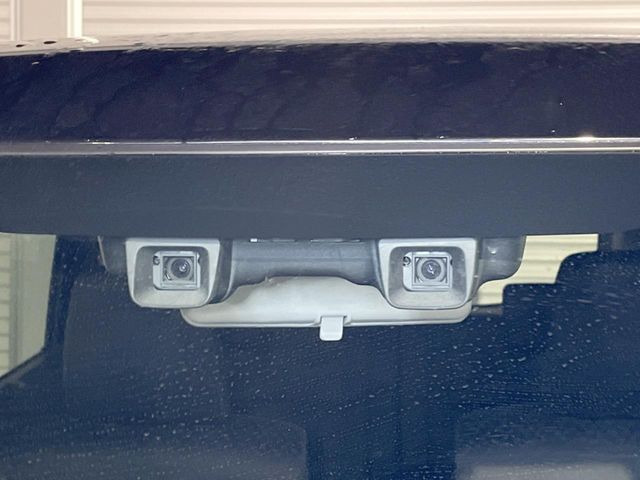 【スズキ セーフティサポート】走行中に前方の車両等を認識し、衝突しそうな時は警報とブレーキで衝突回避と被害軽減をアシスト。より安全にドライブをお楽しみいただけます。