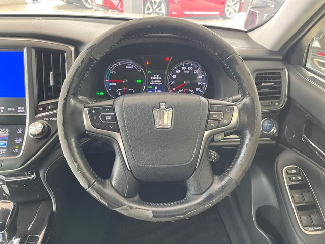 �y�����v�����X�e�A�����O�z�㎿�Ȋv���g�p���邱�ƂŁA��ɂ����������݂ƂĂ��^�]���₷���n���h���ł���