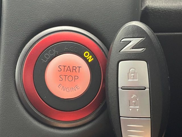 �y�C���e���W�F���g�L�[�z�J�o����|�P�b�g�ɓ��ꂽ�܂܂ł��h�A�̎{���E�������\�ȃX�}�[�g�L�[�𑕔��B�G���W���̃I���E�I�t�����J�M�����o���K�v����������Ƃ��Ă��֗��ł���