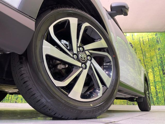 �y����17�C���`�A���~�z�C�[���z�O�ςɃ}�b�`���������A���~�z�C�[���𑕒����Ă���܂��B�e��ЊO�A���~�z�C�[����A�X�^�b�h���X�^�C�����戵�����Ă���܂��B���񂲑��k����������