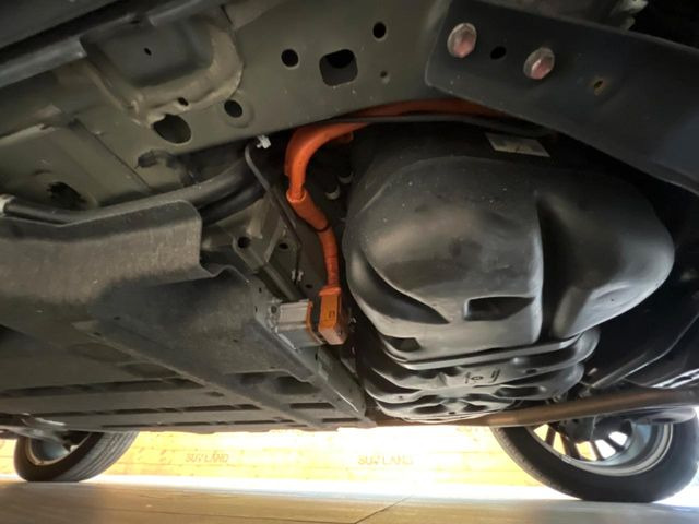 下回りがきれいなうちに、防錆加工の施工がオススメ。降雪地域はもちろん、沿岸部にお住いの方や、趣味でマリン・ウィンタースポーツをされる方にご好評いただいております。