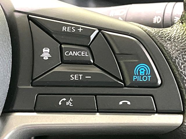 �y�v���p�C���b�g�z�������H�ł̒��������s���y��!!�a�؎��Ə��񑖍s�̃V�[���ŁA�A�N�Z���E�u���[�L�E�X�e�A�����O�������Ő��䂵�A�������^�]�̕��S���y�����Ă���܂���