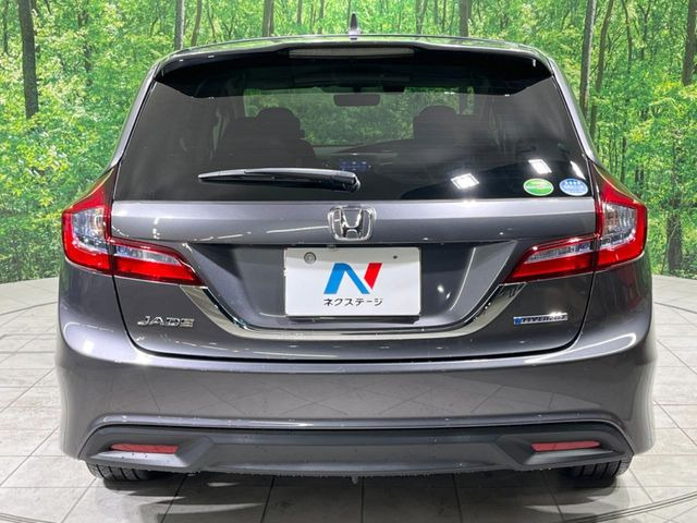 安心の最長10年・走行無制限保証(有償)をご用意。保証内容も充実はもちろん、無料点検&オイル交換や、年中無休の全国・24時間ロードサービスも付帯されておりますのでご安心下さい。