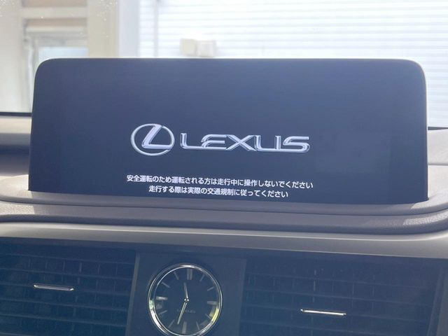 �y�}�[�N���r���\���v���~�A���T���E���h�T�E���h�V�X�e���t�������i�r�z�[���̃i�r�@�\�͂������A���x�ȃ`���[�j���O�\�͂����ڂ���Ă���A�������ȉ��y�����y���݂��������܂���