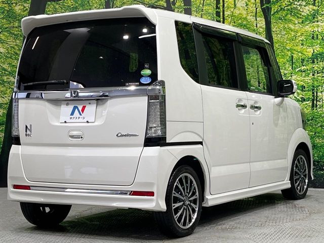 ☆全国のネクステージからお取り寄せが可能※!遠方の店舗に展示してあるクルマが気になる場合も、最寄りの店舗でご覧いただくことが可能です!是非私たちに要望をお聞かせください!※別途費用